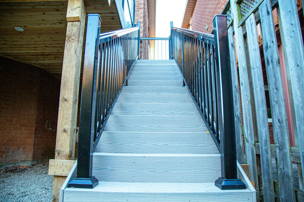 deck company