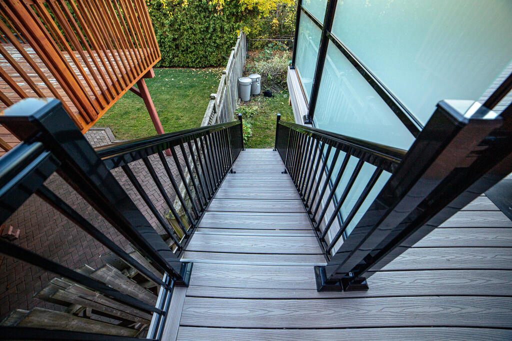 deck company in york