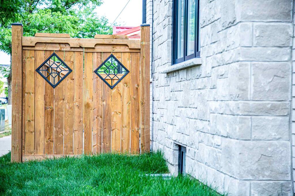 Fence Services in Richmond Hill