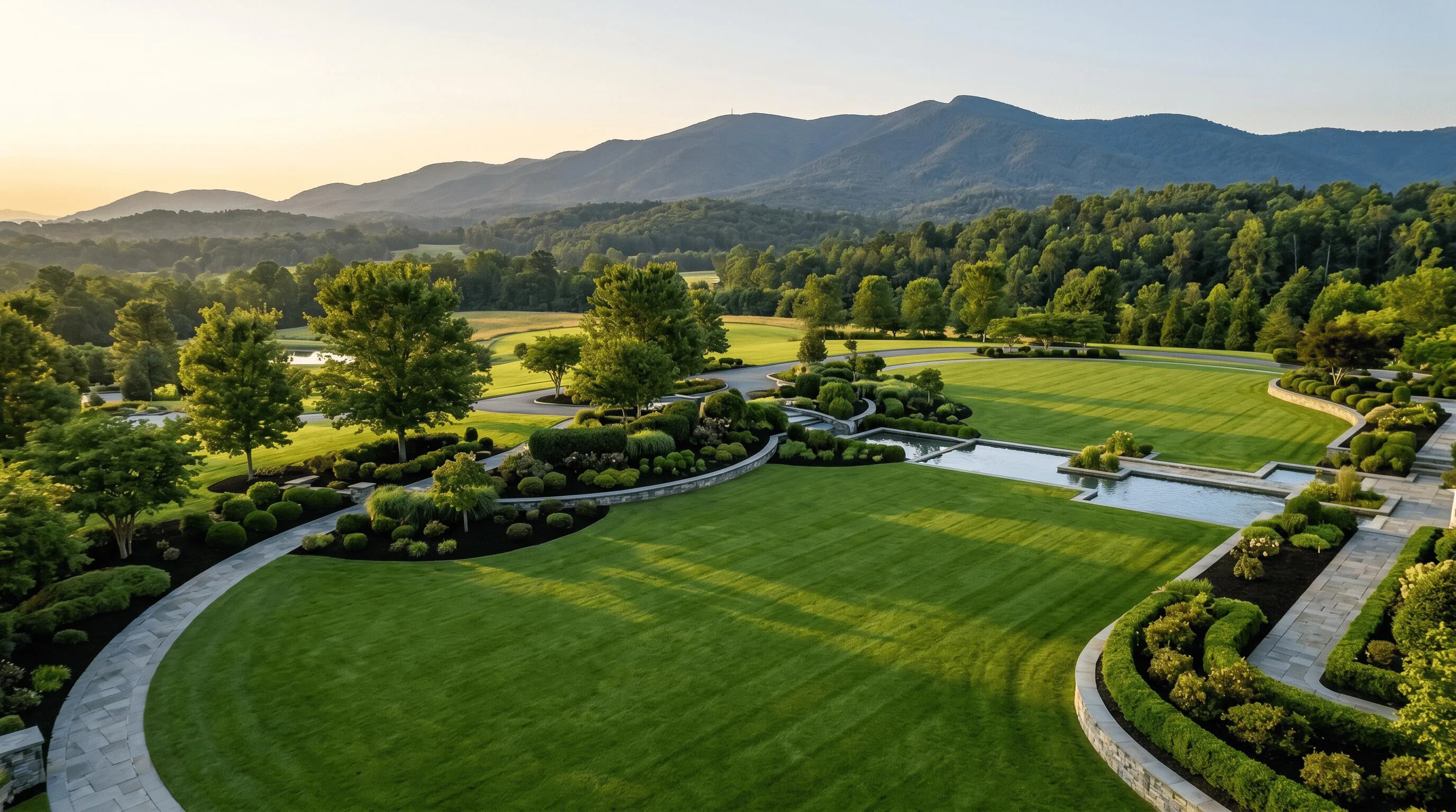 commercial landscaping maintenance in Blue Mountain