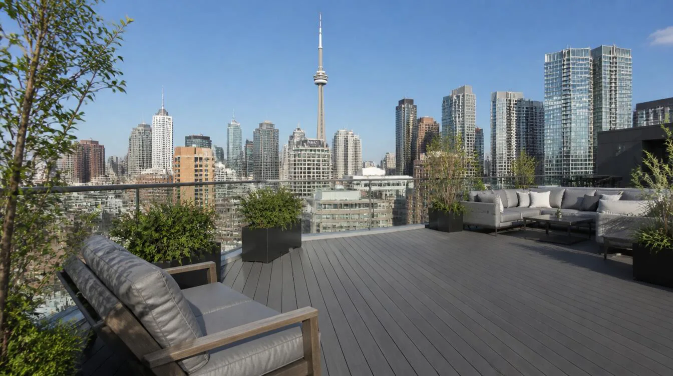 Deck Builders in Downtown Toronto